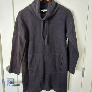 Max Studio long sleeve top